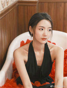 《高H粗口调教羞辱SM文女王视频-DASD-700》