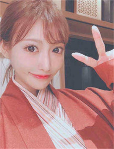 《长裙美女-32性姿势二十四动态》