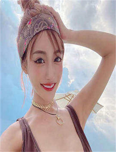 《儿女传奇2012-铃木麻奈美》