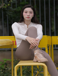 《隆化张婉婉本人照片-欲望动漫》